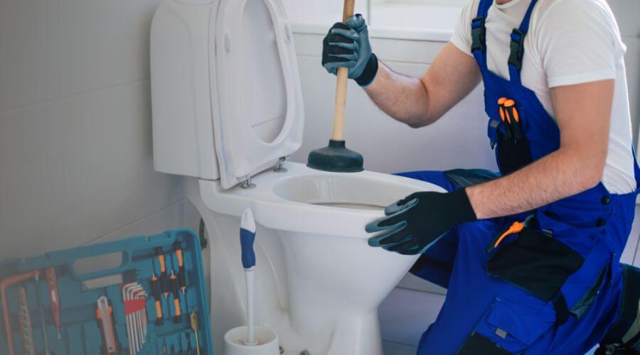 Professional septic pumping service in Bendena, KS
